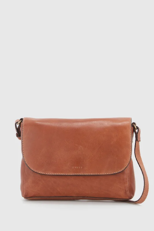 Mo Leather Flap Crossbody Bag