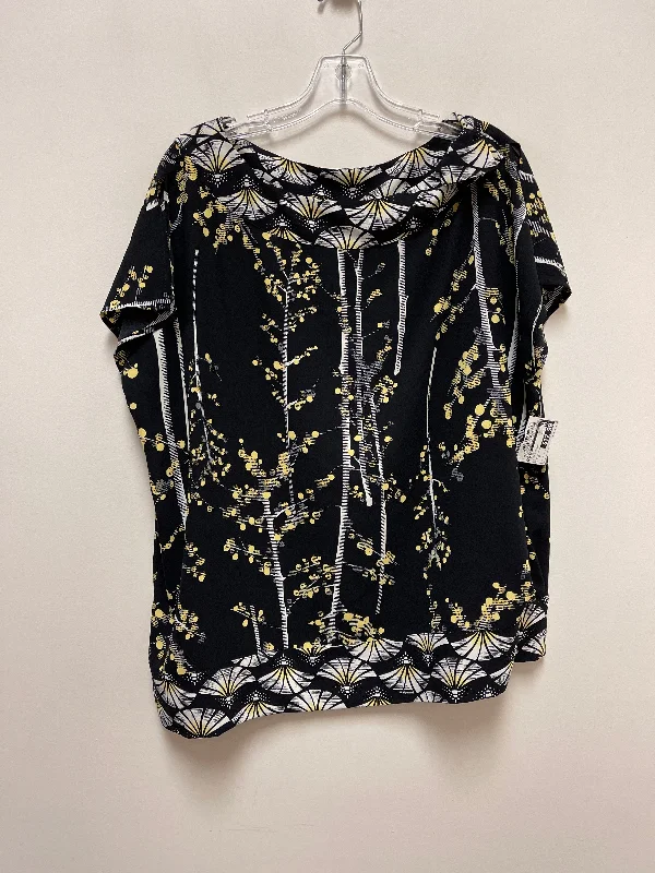 Top Short Sleeve By Chicos In Black & Yellow, Size: Xl